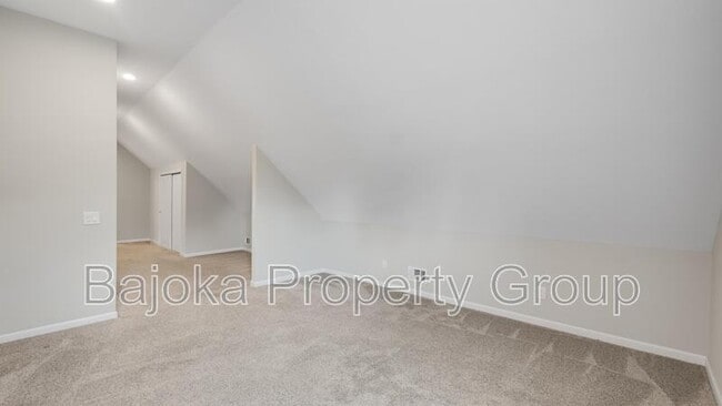 Building Photo - 1510 Trumbull St