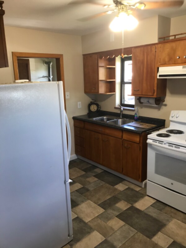 Building Photo - 224 Norway Ave