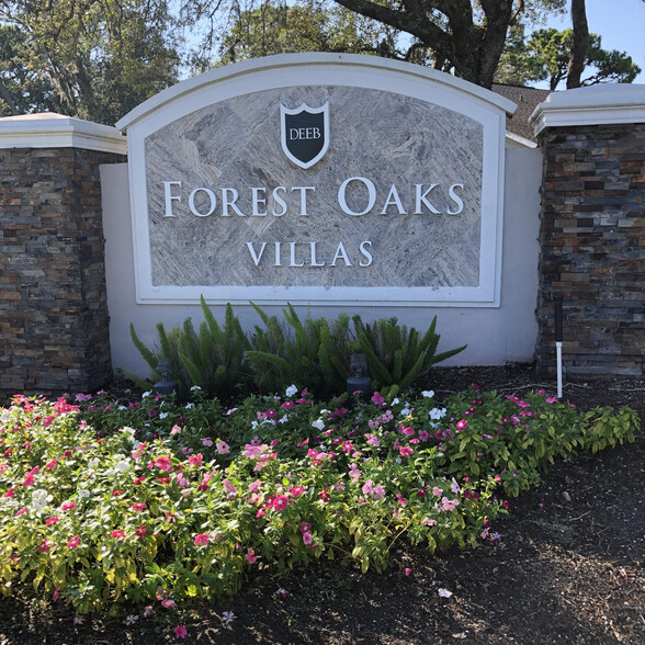 Building Photo - Forest Oaks Villas 55+