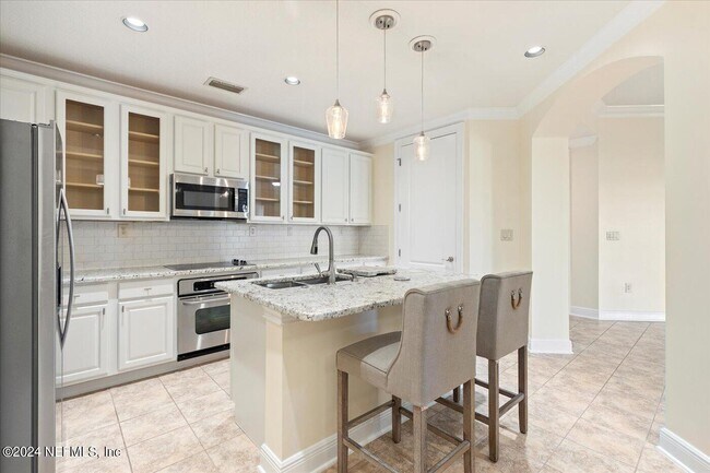 Building Photo - 4300 S Beach Pkwy