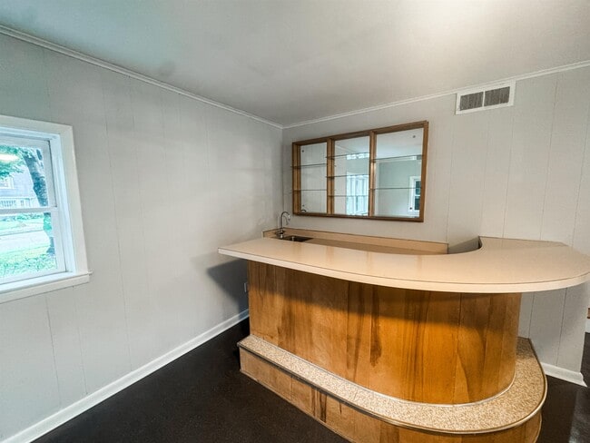 Building Photo - 5504 Normandy Rd