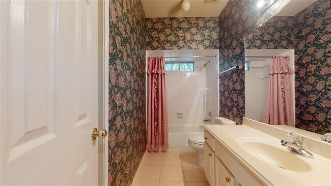 Building Photo - 17319 Jackson Pines Dr