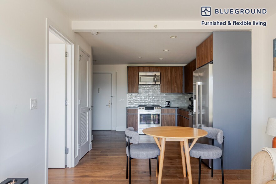 Building Photo - 325 Lafayette Ave