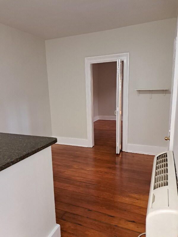 Building Photo - 514 Madison St