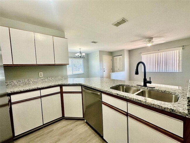 Building Photo - 7903 Waterview Way