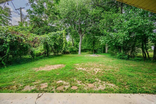 Building Photo - 117 N Hillsdale Dr