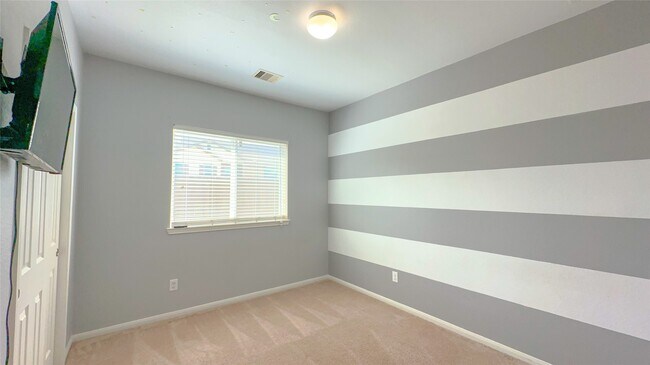 Building Photo - 4106 Mossy Pl Ln