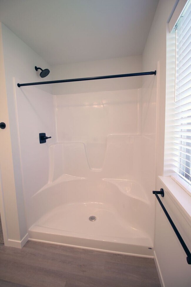 Building Photo - 2324 Lovie Ln