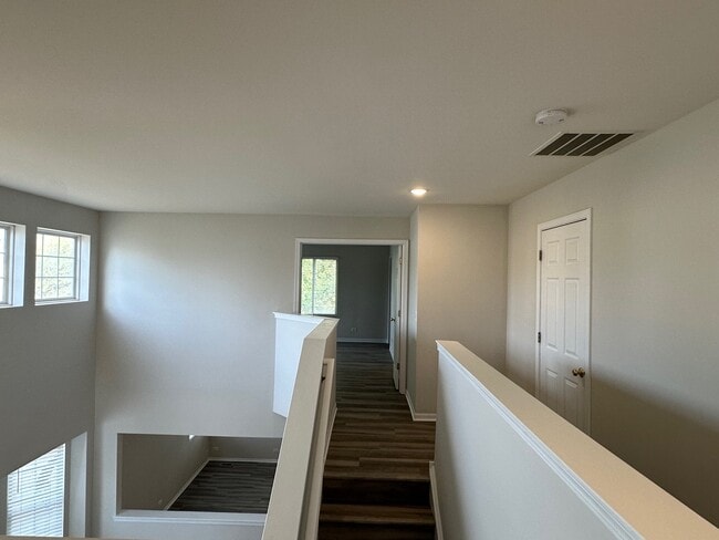 Building Photo - 756 Panorama Ct