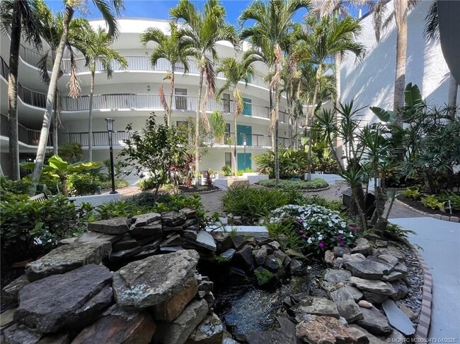 Building Photo - 1357 NE Ocean Blvd