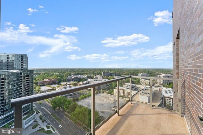 Building Photo - 7887 Jones Branch Dr