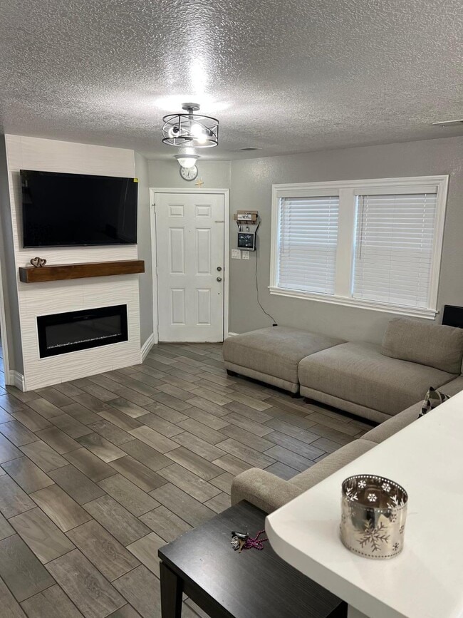 Building Photo - 9515 Chase Ranch Pl SW