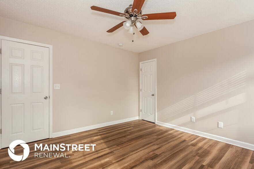 Building Photo - 235 Kingville Dr