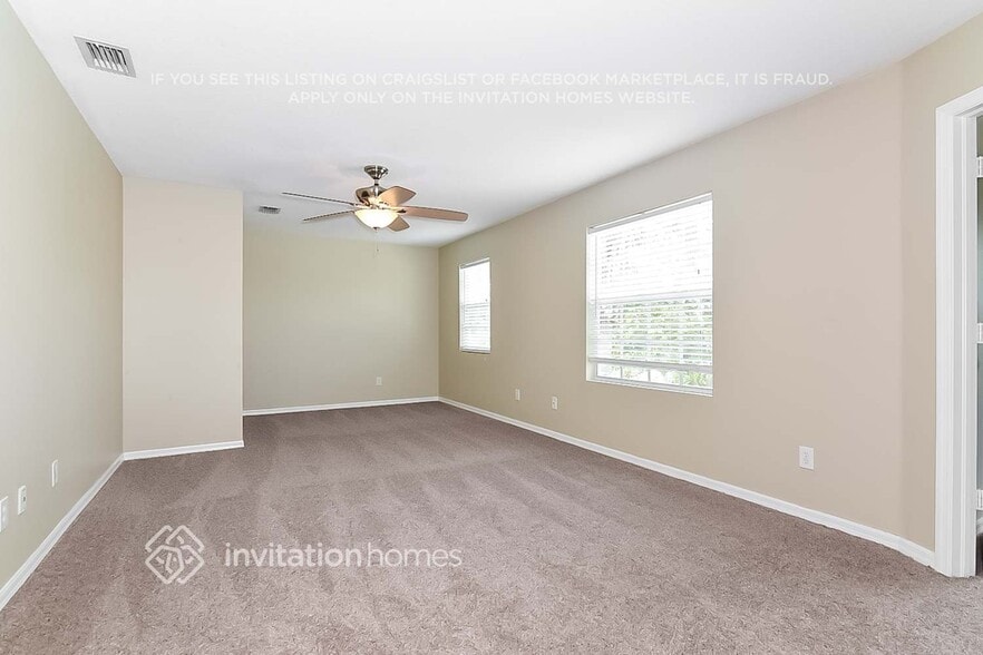 Building Photo - 15123 Heronglen Dr