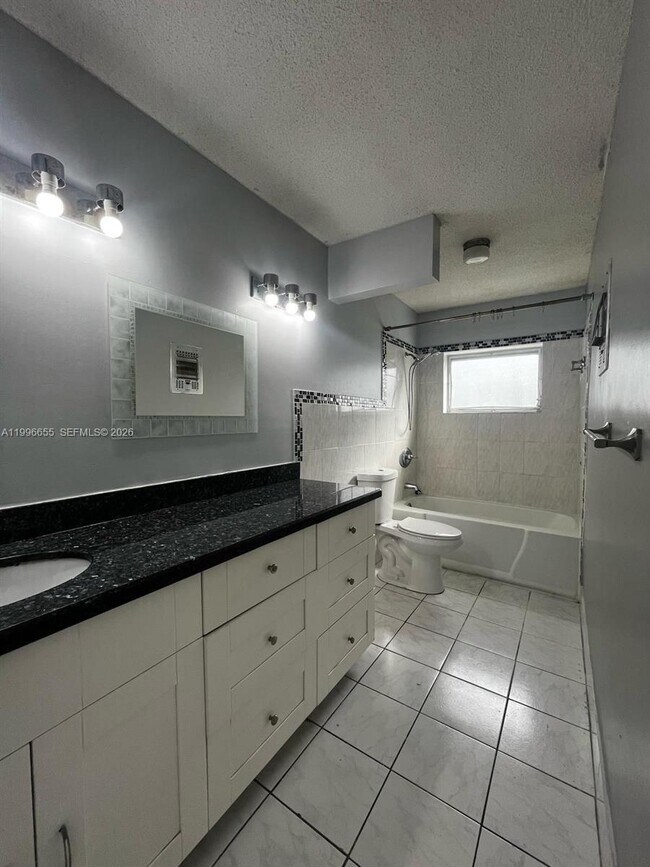 Building Photo - 4753 NW 41st St