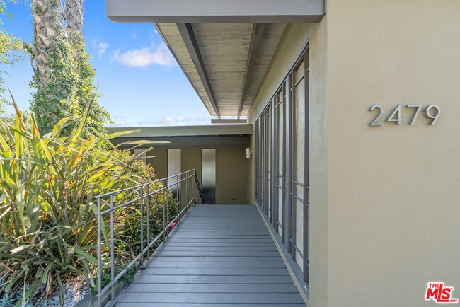 Building Photo - 2479 Lanterman Terrace