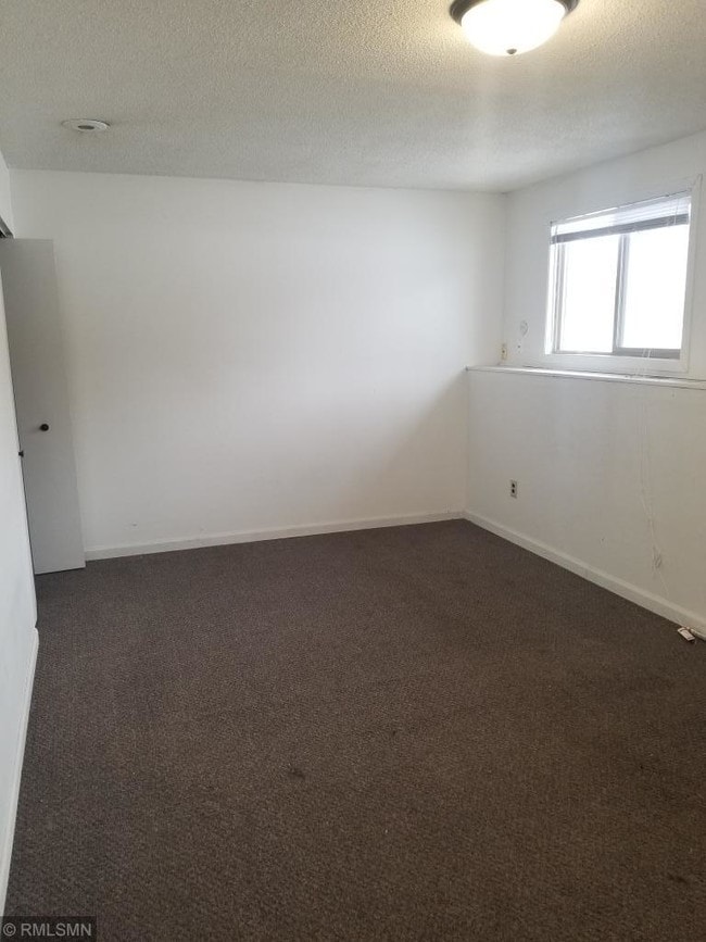 Building Photo - 3830 W 108th St