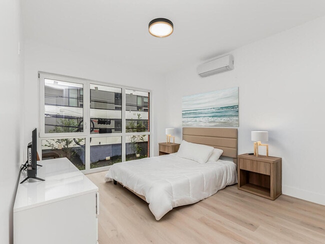 1 Bed - 19 Livingston St