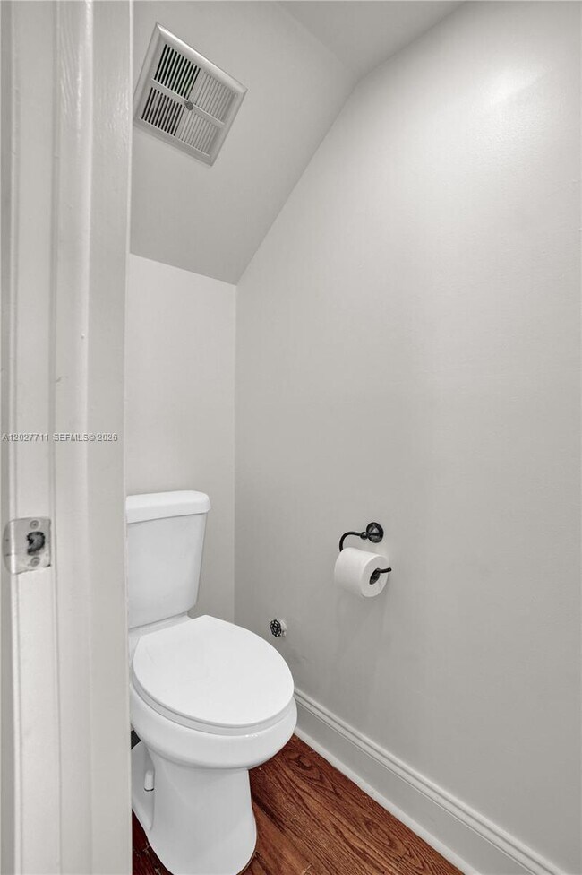 Building Photo - 4600 SW 67th Ave
