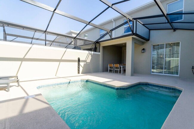 Building Photo - 4343 Scene Ln