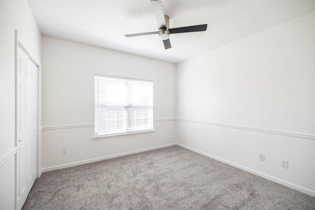 Building Photo - 807 Loudon Hill Dr