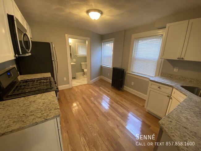Building Photo - 309 A Highland Ave