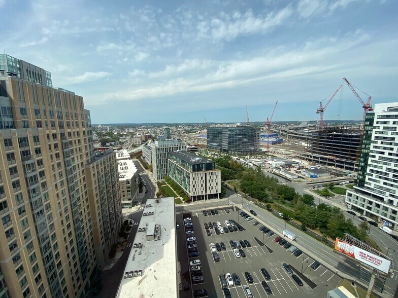 Building Photo - 8 Museum Way