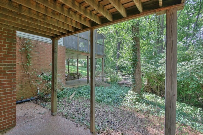 Building Photo - 2344 Tally Green Ct