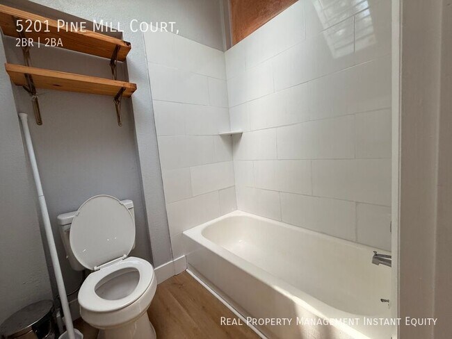 Building Photo - 5201 Pine Mill Ct
