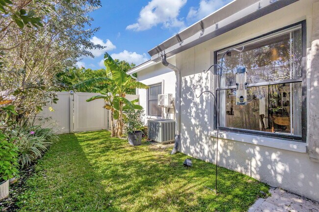 Building Photo - 2470 Sandstone Ct