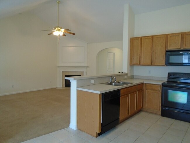 Building Photo - Three bedroom, 2 bath home in Mill Creek at Cypress ridge
