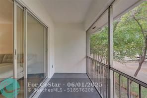 Building Photo - 2250 NE 66th St