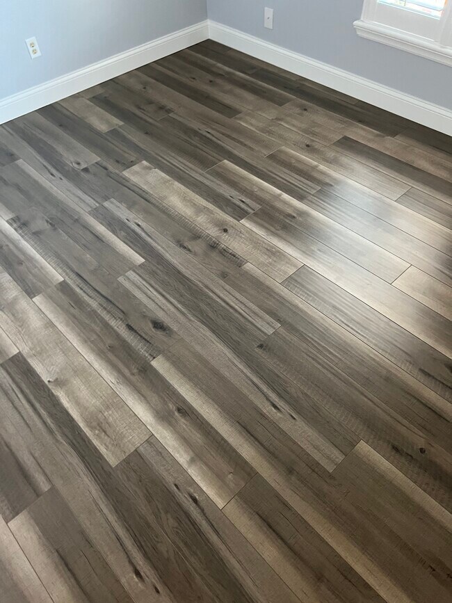 Building Photo - 4298 Chateau de Ville Dr