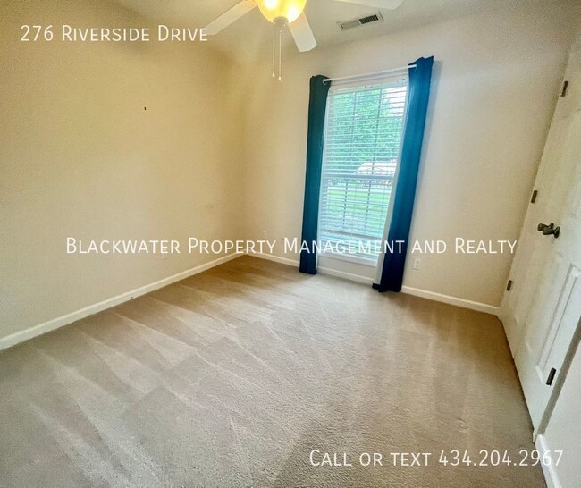 Building Photo - 3 Bedroom Home in Rivermont with 2 Car Gar...