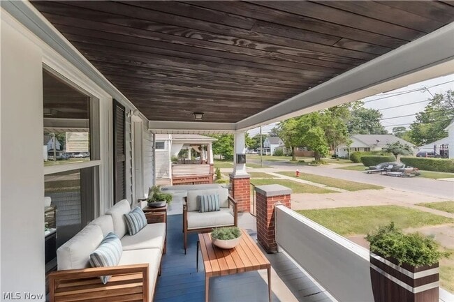 Building Photo - 3 Bedroom 1 Bathroom House in Lorain