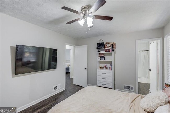 Building Photo - 3152 Westbrook Trace SW