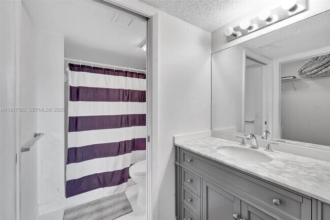 Building Photo - 7711 Trent Dr