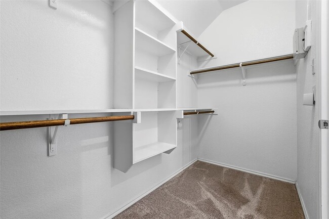 Building Photo - 9905 Cottontail Ln