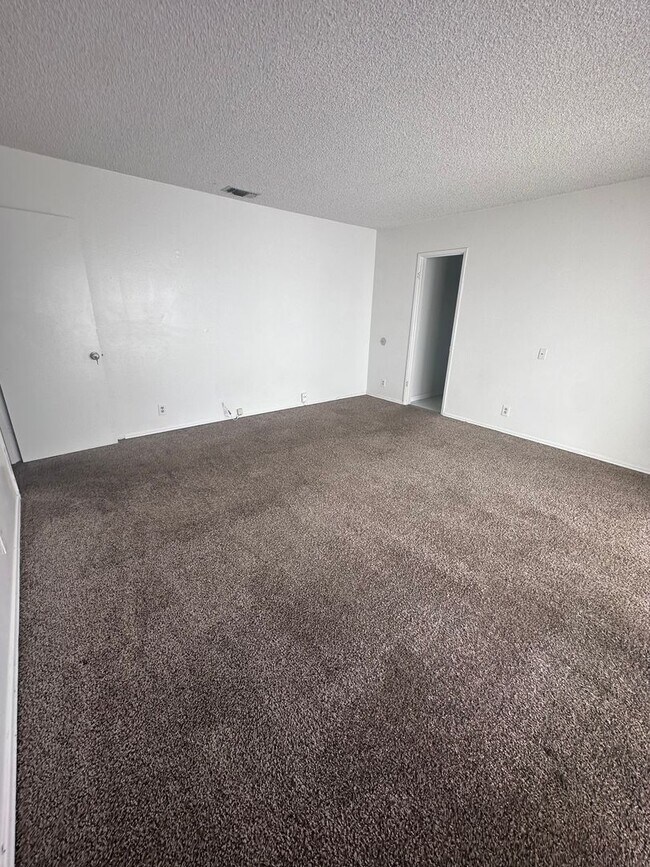 Building Photo - 5140 Catoctin Dr