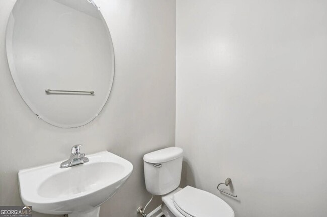 Building Photo - 405 Philip Blvd