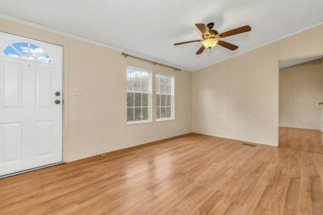 Building Photo - 9 Harwood Cemetary Rd