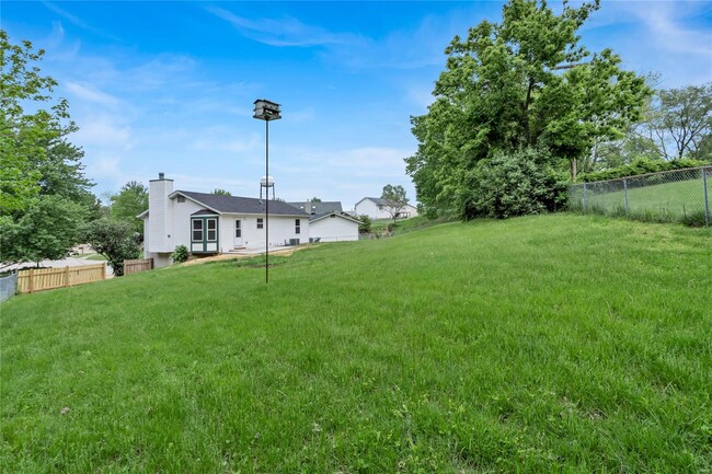 Building Photo - 802 Notre Dame Dr