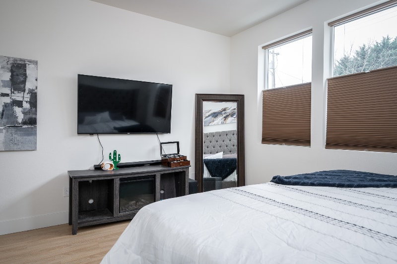 Building Photo - 1224 W 24th St