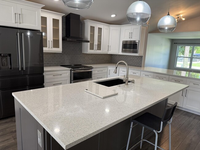 Building Photo - 8150 Mystic Harbor Cir