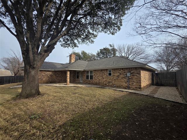 Building Photo - 10168 Stoneleigh Dr