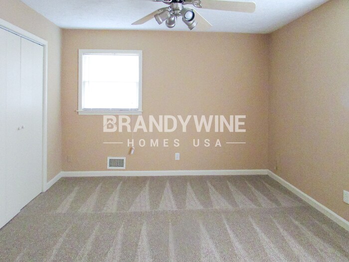 Building Photo - 4060 W Stubbs Rd