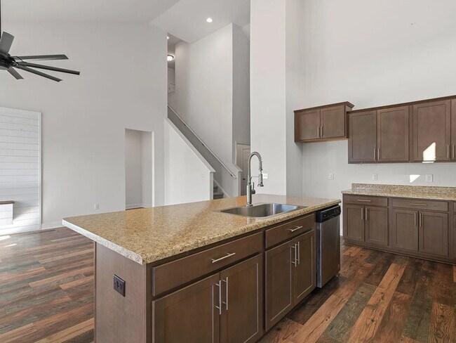 Building Photo - Earn Wealth While Leasing – Like a Homeowner – Lease to Own