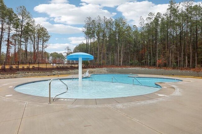 Building Photo - 721 Deschutes Dr