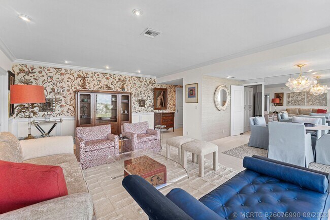 Building Photo - 2275 S Ocean Blvd