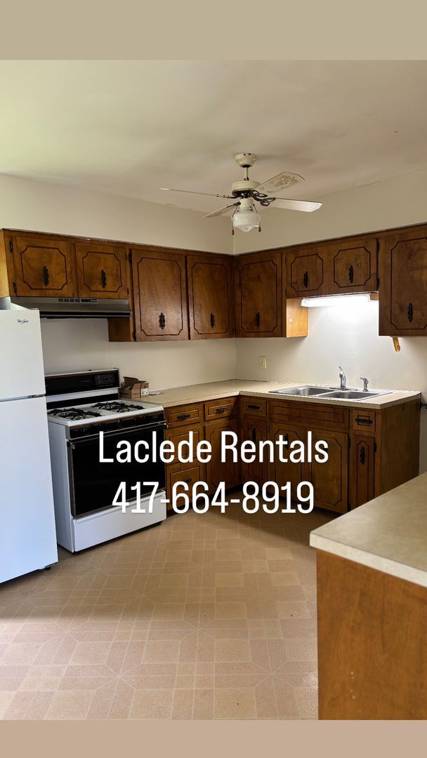 Building Photo - 2 Bed / 1 Bath home for rent